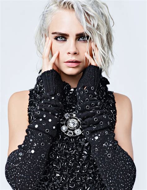 vestito chanel cara delevingne|cara delevingne today.